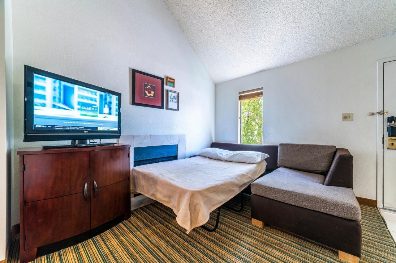 Metro Phoenix Loft Sleeps 6 المظهر الخارجي الصورة